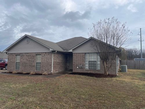 1720 Milestone Dr, Conway, AR, 72034-3545 | Card Image