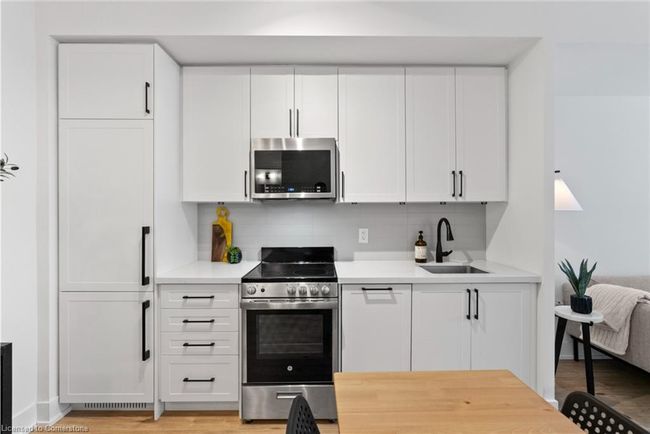 228 - 2450 Old Bronte Rd, House attached with 1 bedrooms, 1 bathrooms and 1 parking in Oakville ON | Image 7