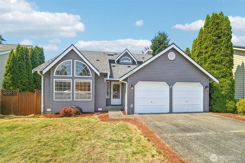34409 15th Pl Sw, Federal Way, WA, 98023-7055 | Card Image
