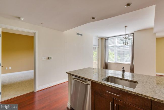 APT-217 - 8220 Crestwood Heights Dr, Condo with 2 bedrooms, 2 bathrooms and null parking in MCLEAN VA | Image 14