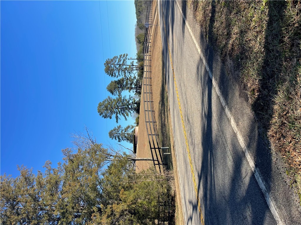 Land in Anderson