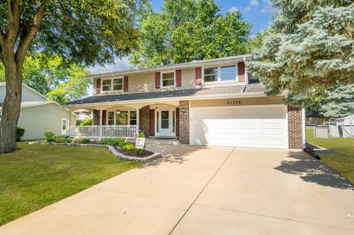 6S184 Lakewood Dr, Naperville, IL, 60540-3618 | Card Image