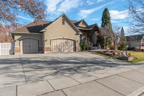 186 Mountain Vistas Rd, Kaysville, UT, 84037-9739 | Card Image