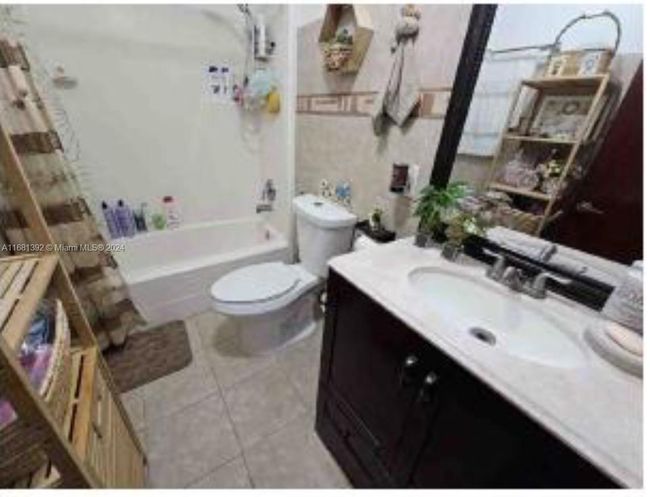 0 - 10726 Sw 147 Th Ct, House other with 3 bedrooms, 3 bathrooms and null parking in Miami FL | Image 11