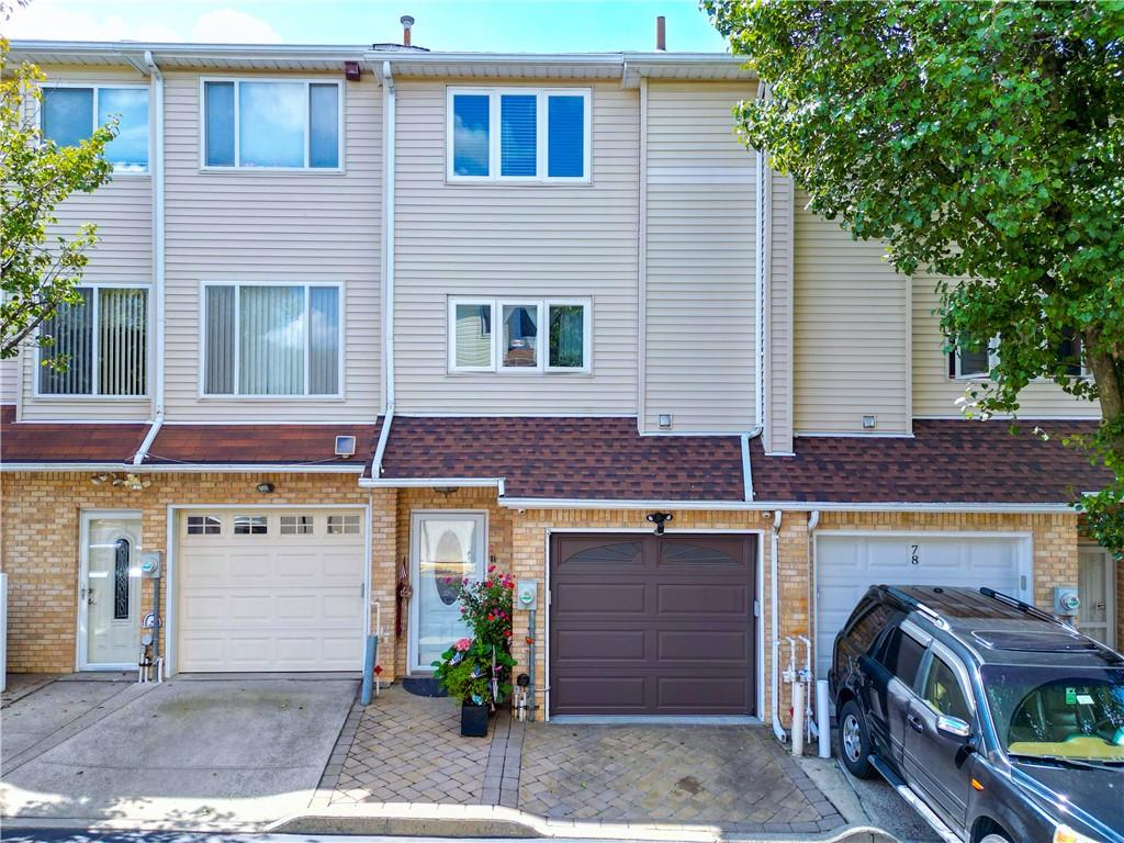 Ashley Ln, Staten Island, NY 10309
