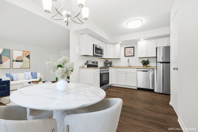 GNW - 720 N Austin Blvd, Condo with 1 bedrooms, 1 bathrooms and 1 parking in Oak Park IL | Image 4