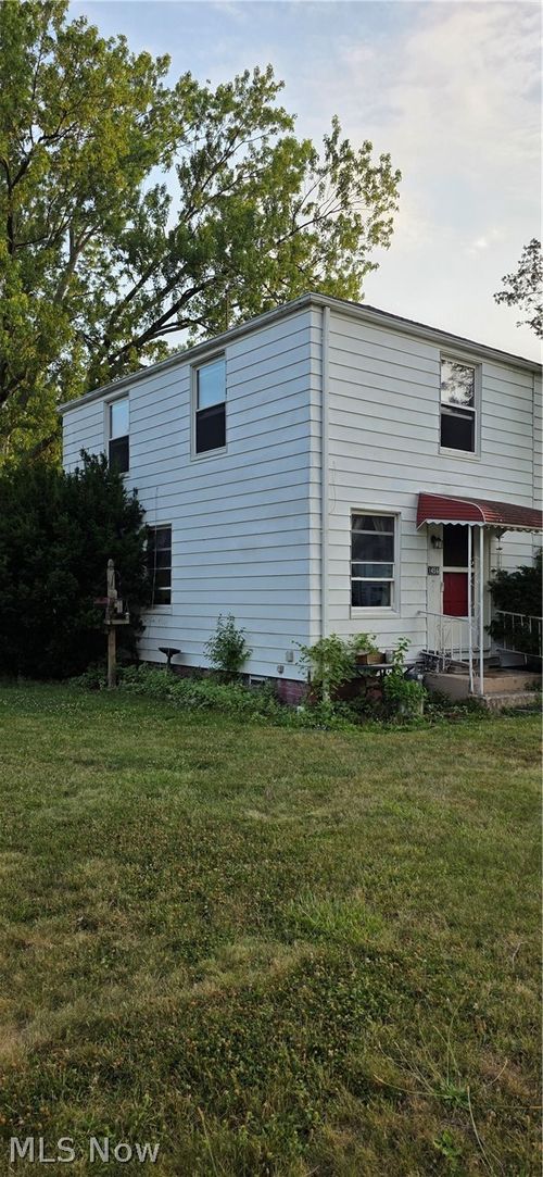 1456 E 250th Street, Euclid, OH, 44117 | Card Image