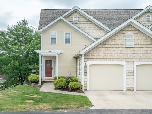 702-5044 E Oakridge Cir, Erie, PA, 16509-7918 | Card Image