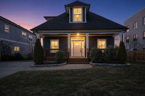 a-1917 9th Ave N, Nashville, TN, 37208-1525 | Card Image