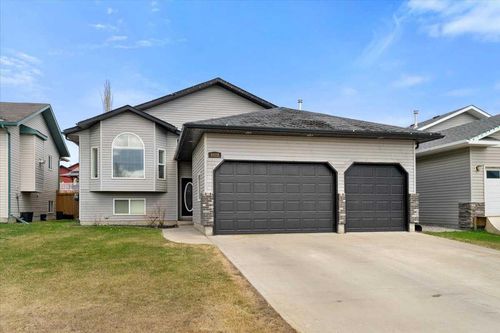 8822 114 Ave, Grande Prairie, AB, T8X0A5 | Card Image