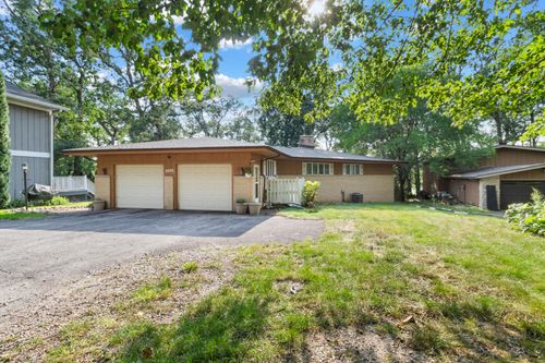 2075 Hidden Valley Dr, Crown Point, IN, 46307 | Card Image