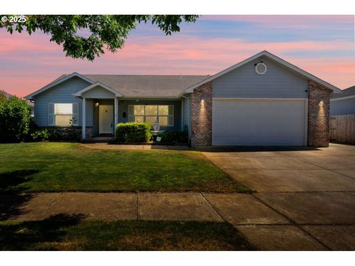 5970 St Helena St, Eugene, OR, 97402-7507 | Card Image