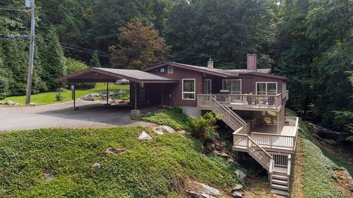 599 Hortontown Rd, Hopewell Junction, NY, 12533-6842 | Card Image