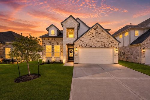 11822 Maple Oak Drive, Houston, TX, 77066 | Card Image
