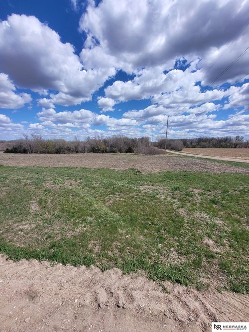 1802 238th Rd, Seward, NE, 68434 | Card Image
