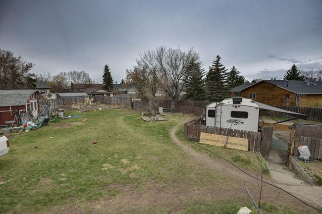 640 Mcculloch Crescent, House other with 6 bedrooms, 3 bathrooms and 4 parking in Irricana AB | Image 36