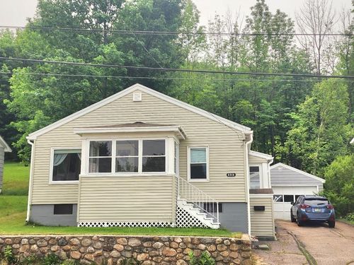 332 Grafton St, Berlin, NH, 03570-3681 | Card Image