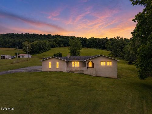 122 Fork Road, Marion, VA, 24354 | Card Image