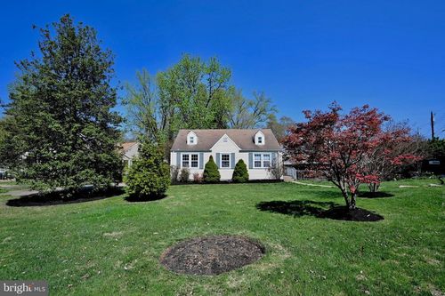6936 Regent Ln, FALLS CHURCH, VA, 22042-2615 | Card Image