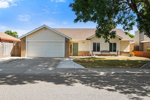 1073 Wickel Street, Turlock, CA, 95382 | Card Image