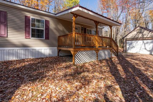 285 Wilderness Road, Bethlehem, NH, 03574 | Card Image