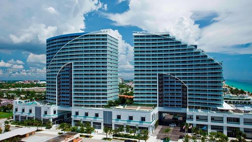 1703-3101 Bayshore Dr, Fort Lauderdale, FL, 33304-4249 | Card Image