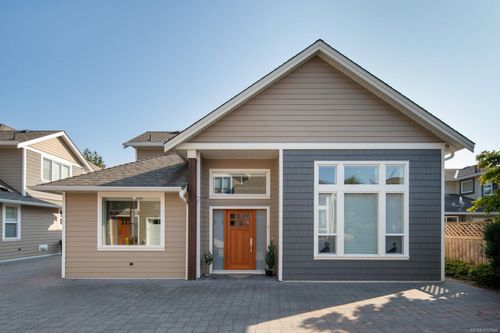 2-2430 Henry Ave, Sidney, BC, V8L2B7 | Card Image