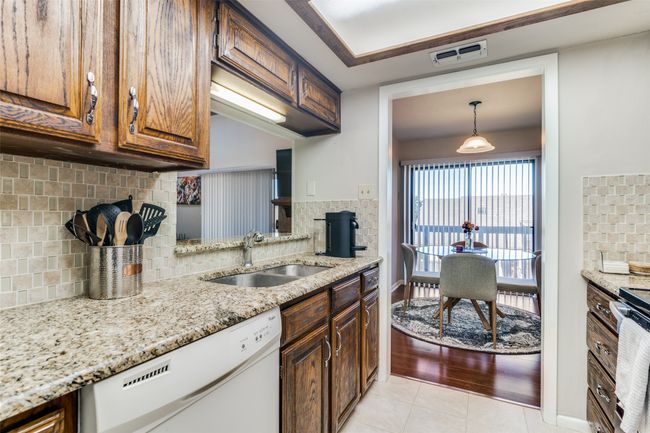 1028 Signal Ridge Pl, Condo with 3 bedrooms, 2 bathrooms and null parking in Rockwall TX | Image 9