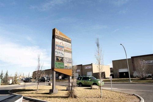 1110-76 Westwind Crescent Ne, Calgary, AB, T3J5H2 | Card Image