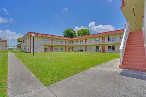 b-12850 Sw 43rd Dr, Miami, FL, 33175-4176 | Card Image