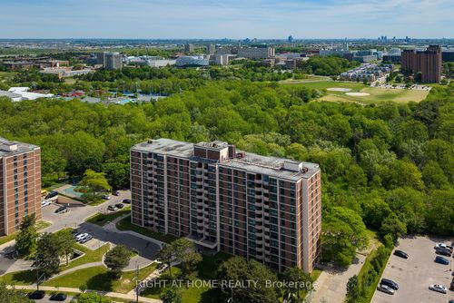 608-335 Driftwood Ave, North York, ON, M3N2P3 | Card Image
