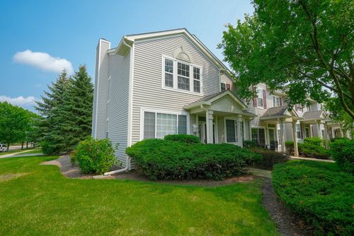 2277-2277 Reflections Dr, Aurora, IL, 60502-7310 | Card Image