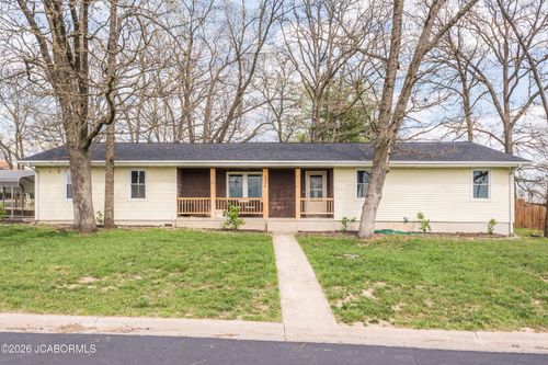 5305 Cindy Ln, RUSSELLVILLE, MO, 65074-1138 | Card Image