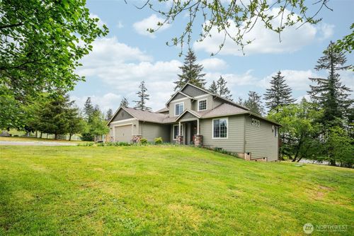 123 Black Jack Dr, Kalama, WA, 98625-4604 | Card Image
