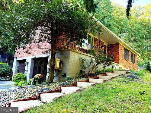 44 Spring Rd, MALVERN, PA, 19355-2111 | Card Image