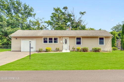 271 Sky Manor Blvd, Brick, NJ, 08723-6862 | Card Image