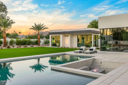 5800 N Monte Vista Dr, Paradise Valley, AZ, 85253-5905 | Card Image