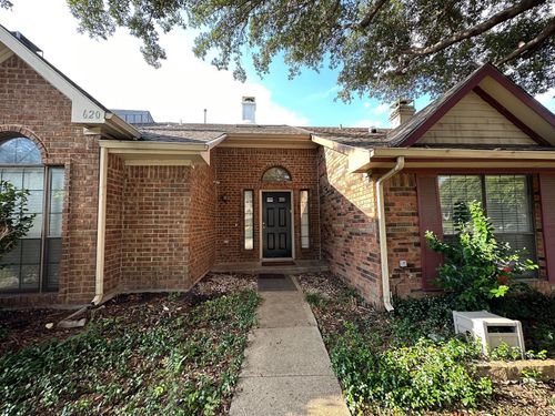 3620 Hilltop Ln, Plano, TX, 75023-8040 | Card Image