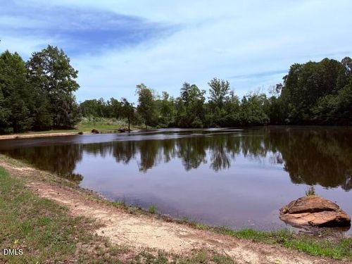1901 Carver Dr, Roxboro, NC, 27573 | Card Image