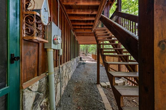 143 Kaely Dr, Home with 3 bedrooms, 3 bathrooms and null parking in Mineral Bluff GA | Image 32