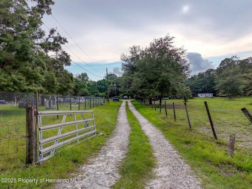 12445 Hamlin Rd, SPRING HILL, FL, 34610-8821 | Card Image