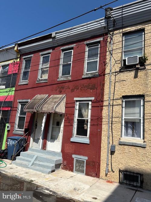 2507 N Mutter St, PHILADELPHIA, PA, 19133-3825 | Card Image