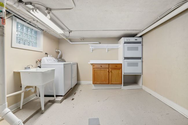 818 N Euclid Ave, House other with 3 bedrooms, 3 bathrooms and 2 parking in Oak Park IL | Image 24
