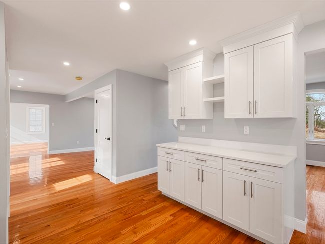 6 Lovis Ave, House other with 4 bedrooms, 3 bathrooms and 6 parking in Wakefield MA | Image 11