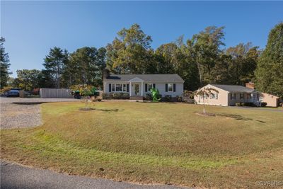 11300 Puckett Place, House other with 3 bedrooms, 1 bathrooms and null parking in Midlothian VA | Image 3