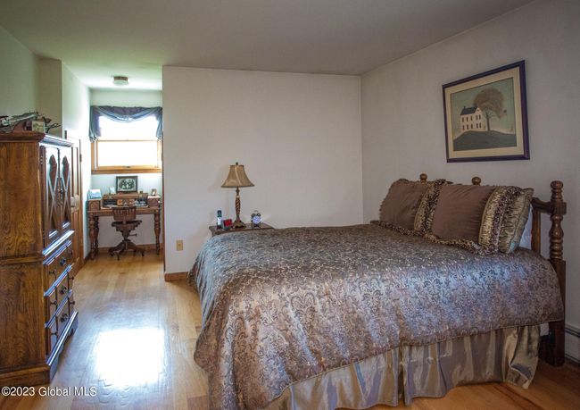 OAK FLOORS | Image 39
