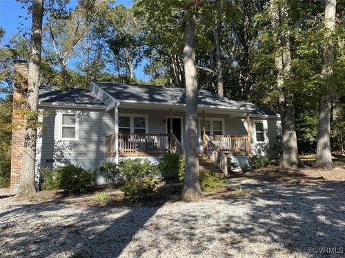 3856 River Rd, Goochland, VA, 23063-2901 | Card Image