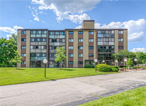 205-380 Champlain Blvd, Cambridge, ON, N1R7J6 | Card Image