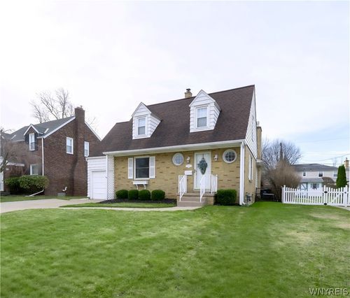 77 Colvinhurst Dr, Buffalo, NY, 14223-1422 | Card Image