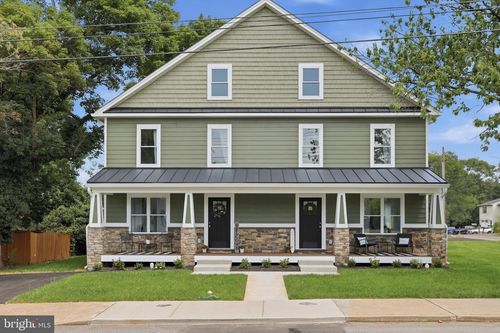 242 Blue Ridge Avenue, FRONT ROYAL, VA, 22630 | Card Image